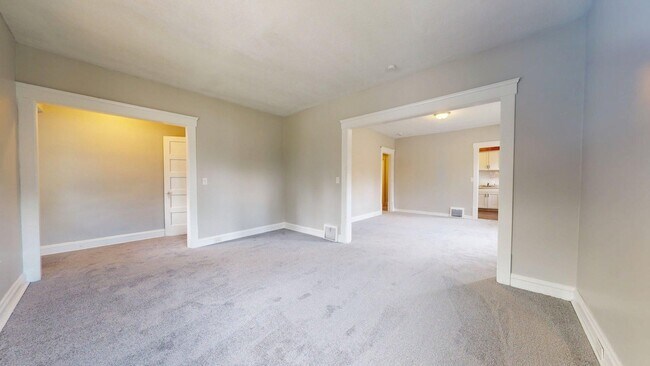 Building Photo - 3001 Denison Ave