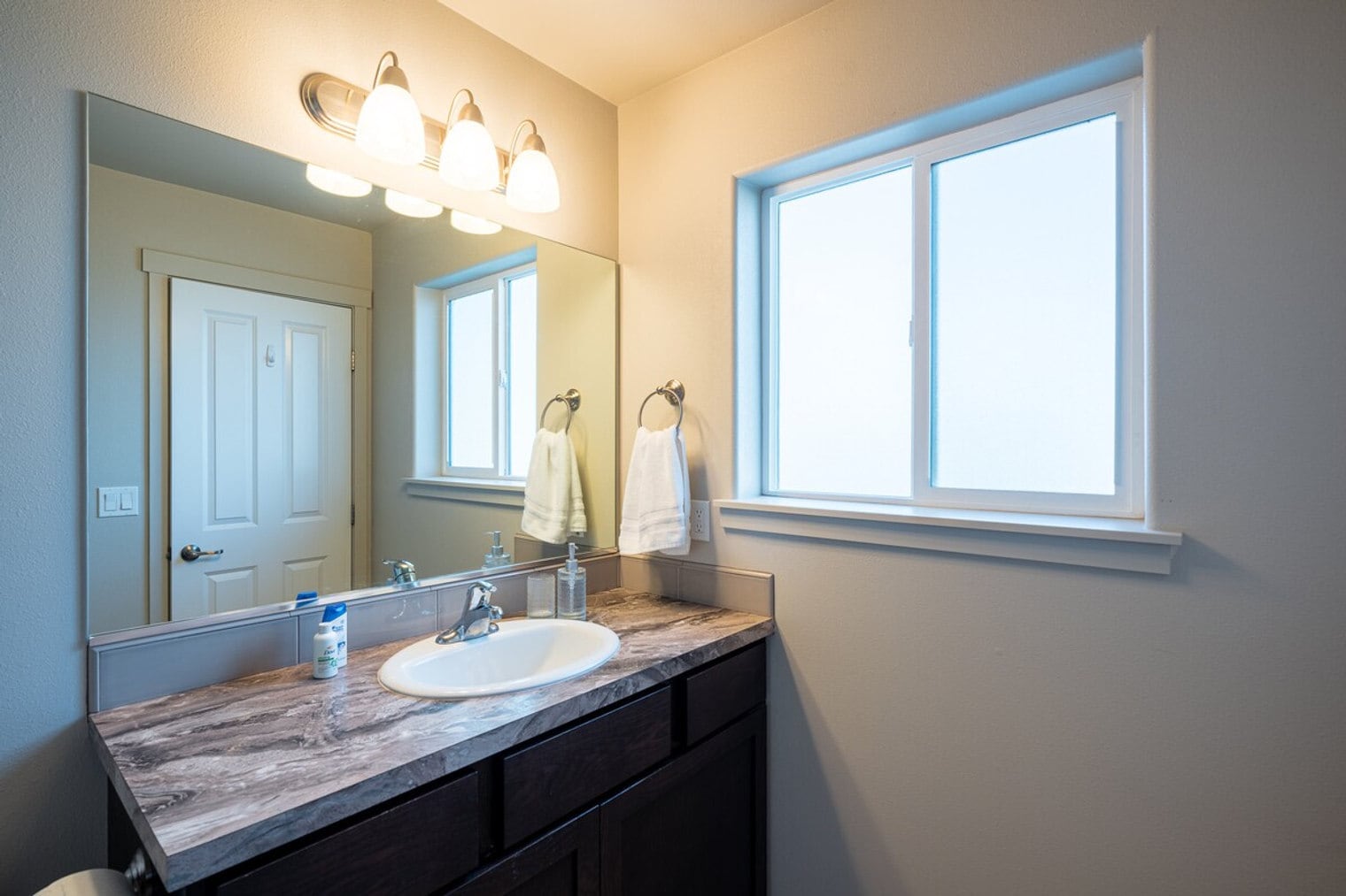 Building Photo - 5 S Kellogg St