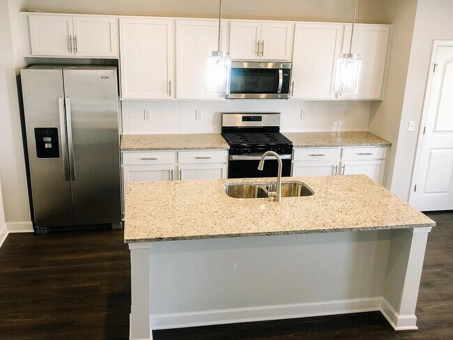 Kitchen - 4536 Hoboken Way