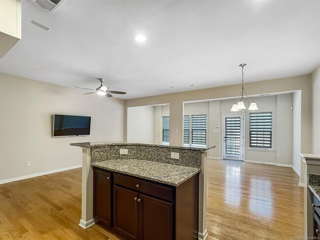 Building Photo - 402 Lewis Burwell Pl