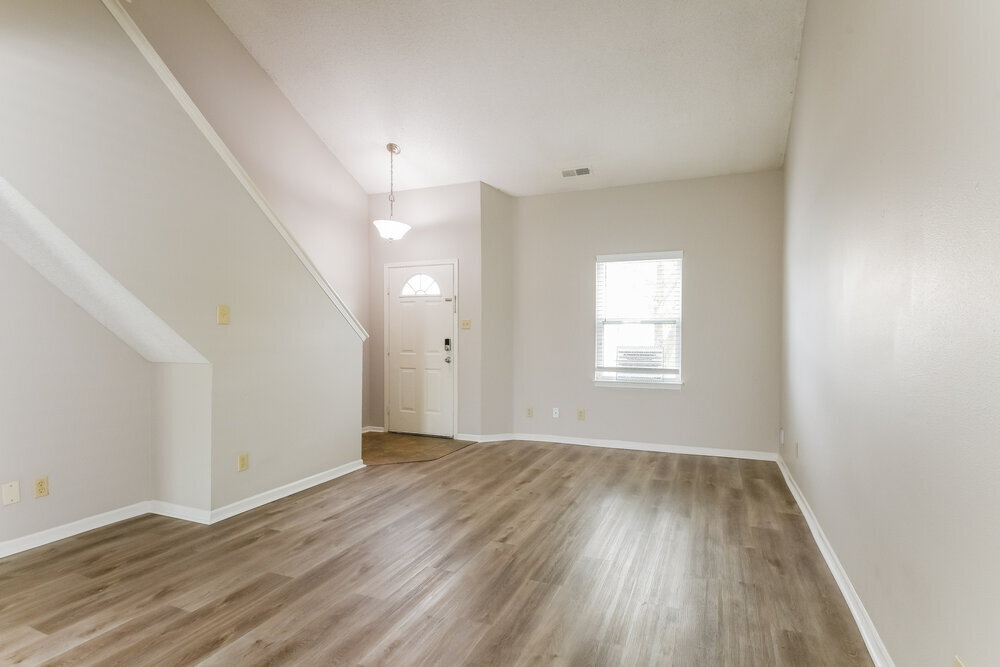 Building Photo - 2150 Summer Breeze Way