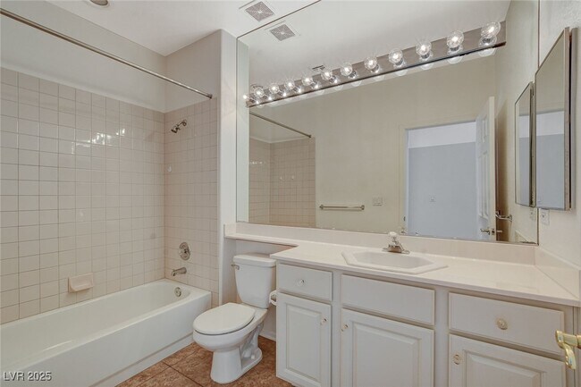 Building Photo - 9420 San Laguna Ct