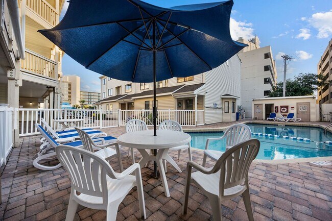 Building Photo - All Inclusive Seasonal Rental Available October 1st, 2025-March 31st 2026!