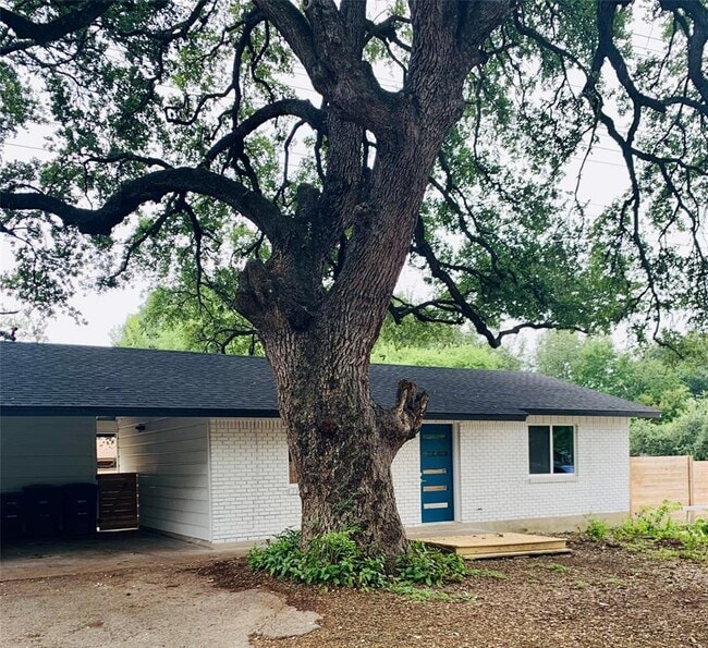 Building Photo - 6706 Circle S Rd