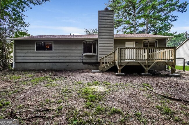 Building Photo - 263 Independence Dr