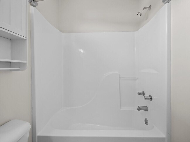 Building Photo - Welcome to Winners Circle!