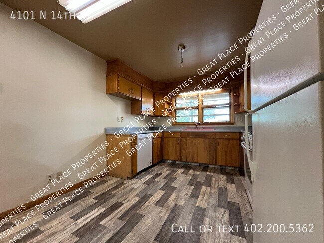 Building Photo - 4101 N 14th St