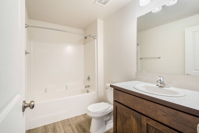 Building Photo - 4214 W Wood Ct