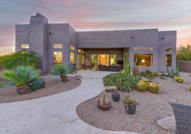 Building Photo - 7970 E Las Piedras Way