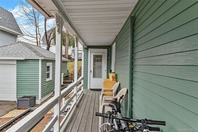 Building Photo - 1408 Henry Ave