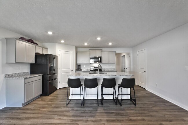 Building Photo - 5904 Annaberg Dr