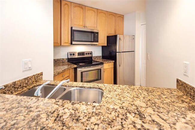 Building Photo - 10401 W Broward Blvd