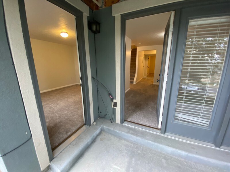 Building Photo - 14768 S Granite Rdg Ln