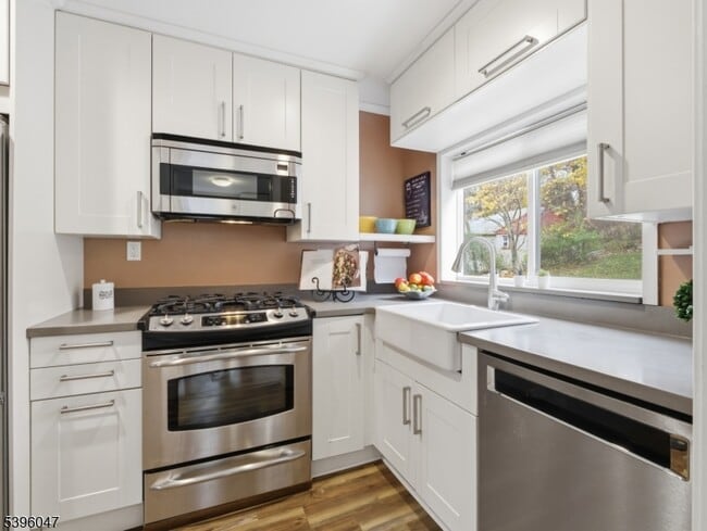 Building Photo - 1 Mountain Ave