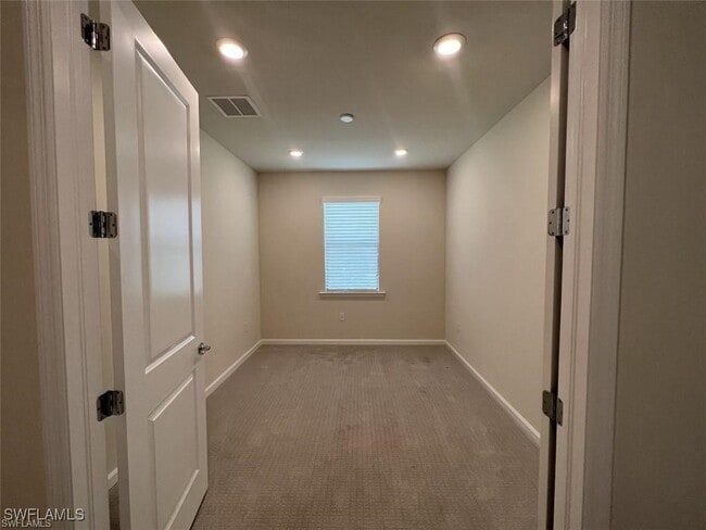 Building Photo - 5931 Prosperity Ln