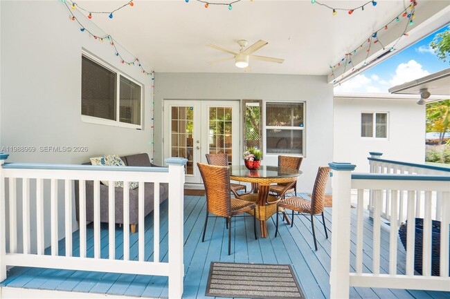 Building Photo - 113 SW 2nd St