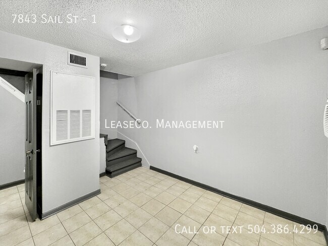 Building Photo - 7843 Sail St
