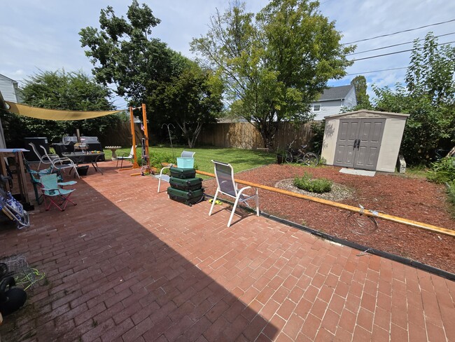 Building Photo - 4616 Crown Point Ln