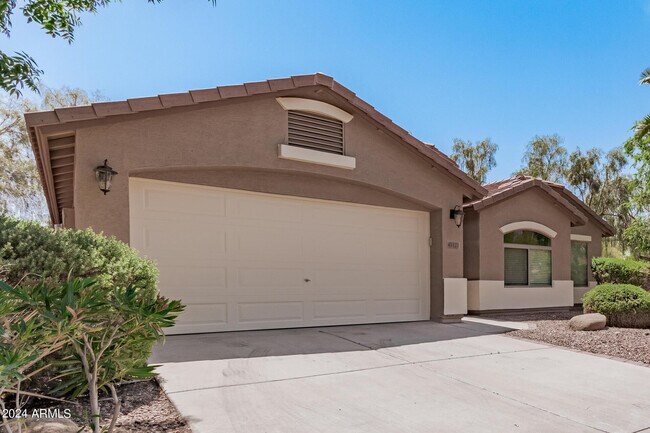 Building Photo - 45127 W Jack Rabbit Trail