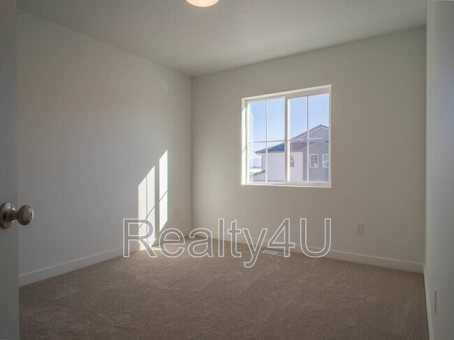 Building Photo - 3545 Hardman Way