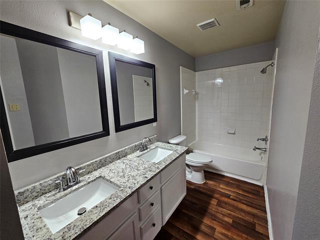 Building Photo - 611 Oriole Blvd
