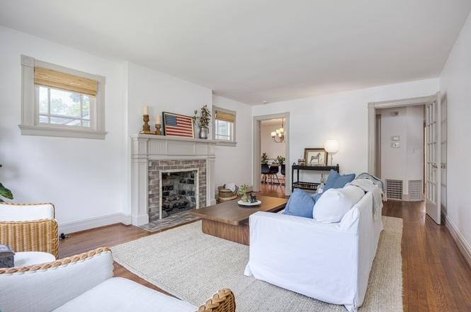 Building Photo - 2002 18th Ave S