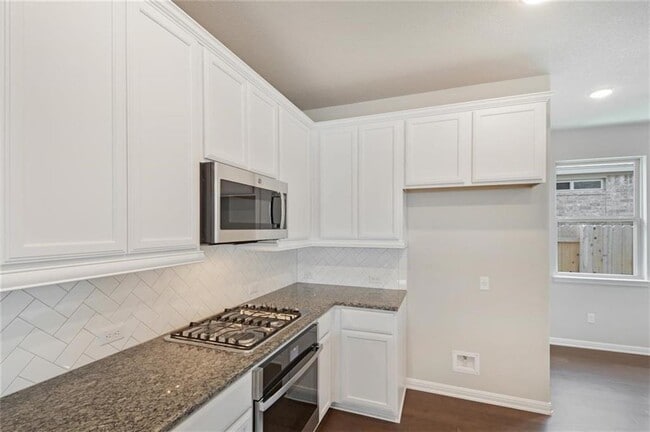 Building Photo - 2608 Granite Hill Dr