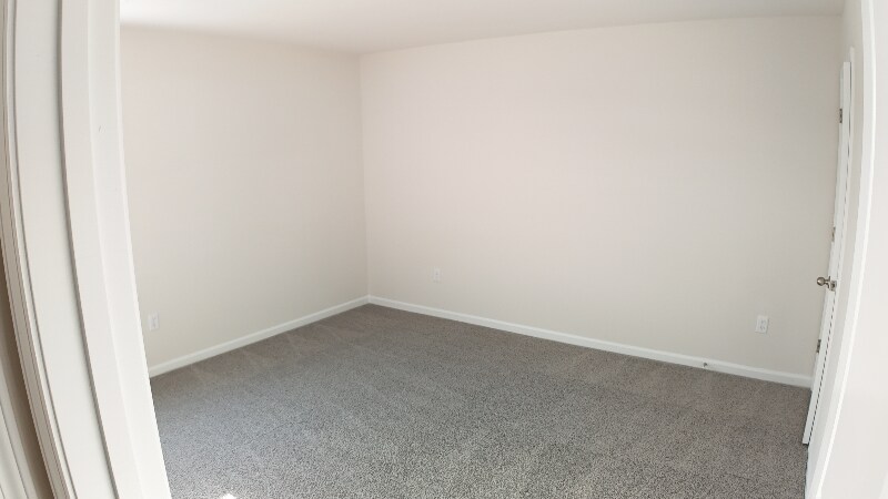 Building Photo - 969 Pineland Dr