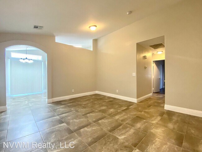 Building Photo - 3 br, 2 bath House - 3741 Sorrowing Sparro...