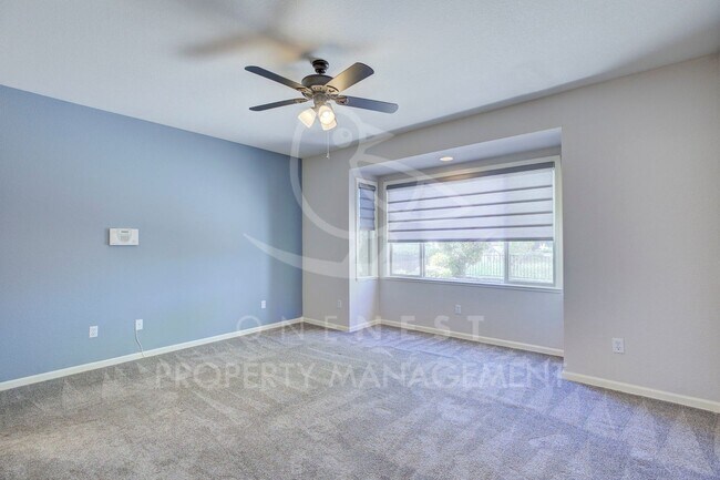 Building Photo - 400 Lilypond Ln