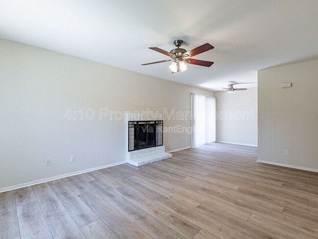 Building Photo - 1266 N 85th Pl