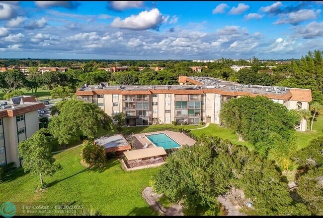 Primary Photo - 6100 S Falls Cir Dr