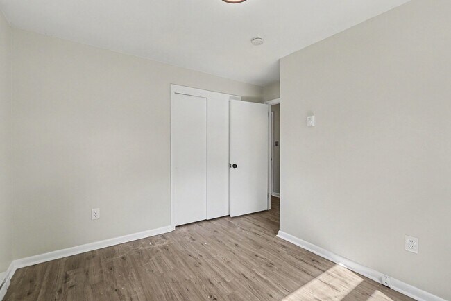 Building Photo - 7610 Grove Ave