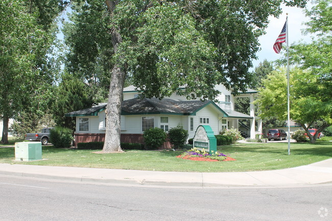Building Photo - Rose Tree Village