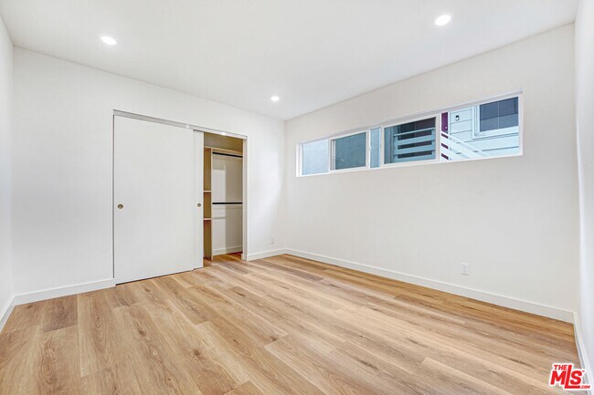 Building Photo - 16185 Sunset Blvd