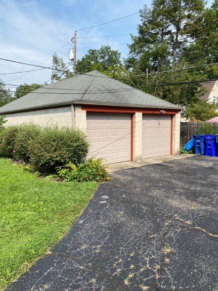 Building Photo - 50 Orchard Ln