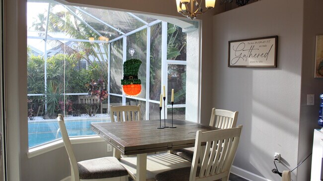 Building Photo - 132 Cambridge Ct