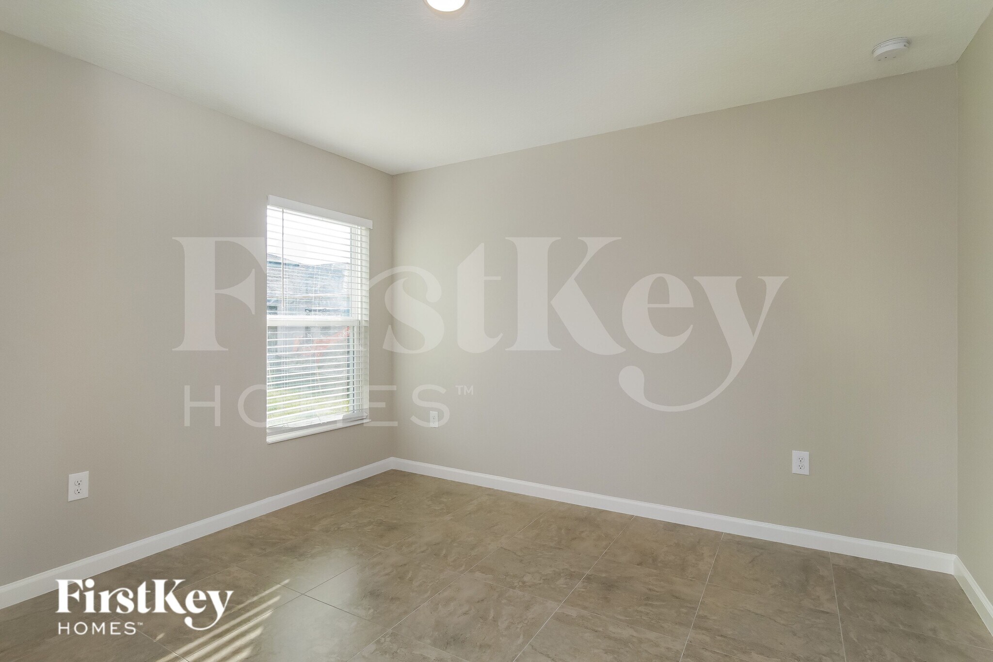 Building Photo - 308 S Haven Ct