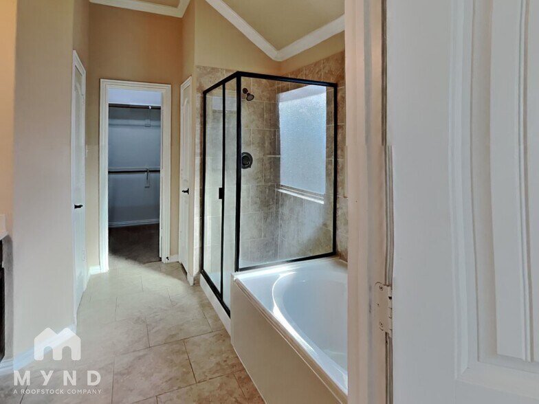 Building Photo - 16500 White Rock Blvd