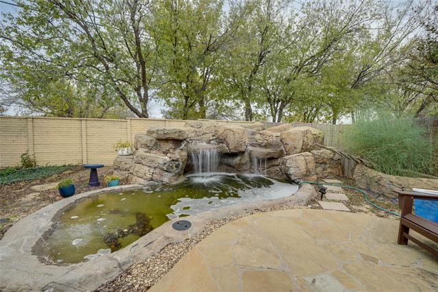 Building Photo - 2632 Triangle Leaf Dr