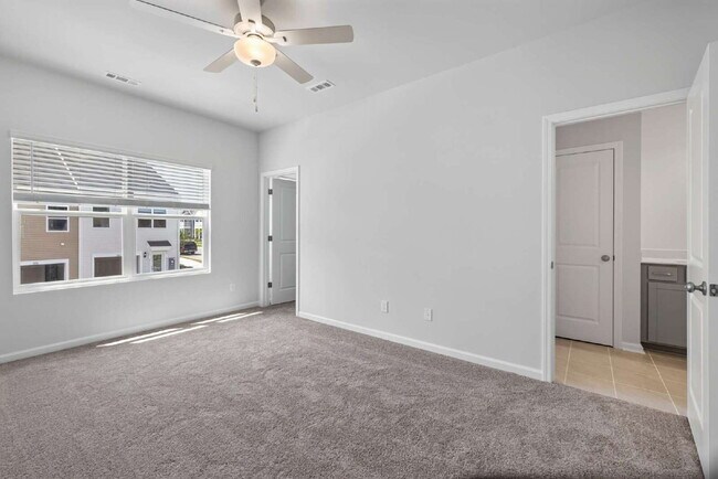 Building Photo - 107 Flowering Maple Wy