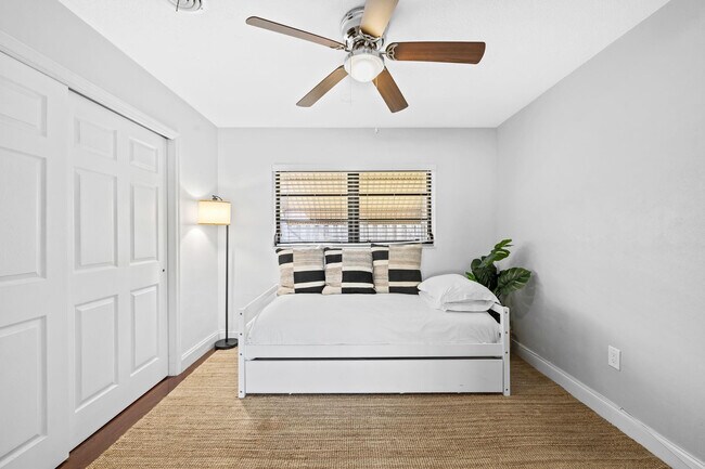 Building Photo - 1601 NE 63rd St