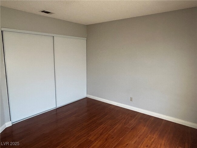 Building Photo - 5419 Walton Heath Ave