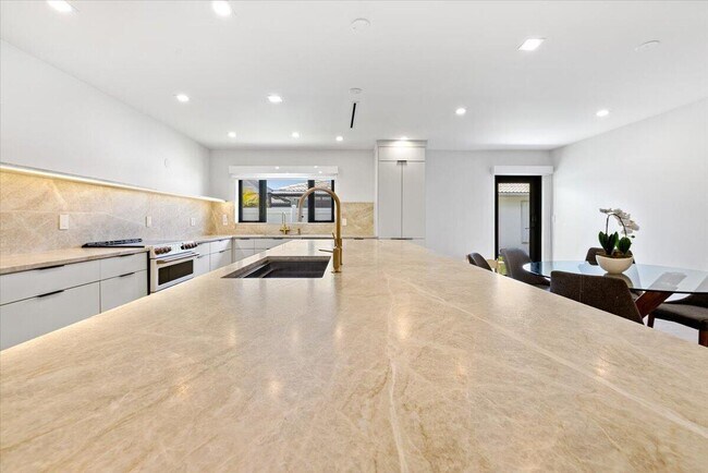 Building Photo - 6897 Terra Tranquila Dr