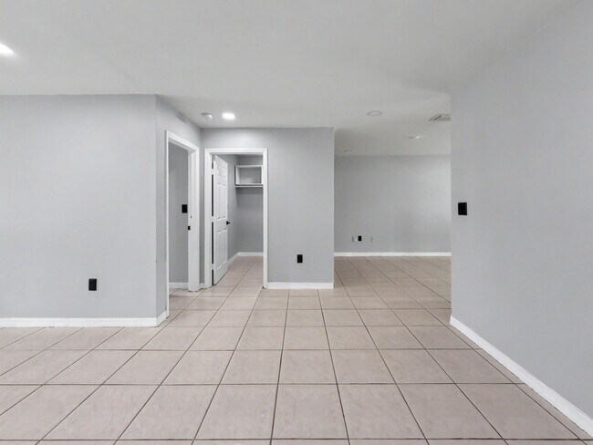 Building Photo - 13435 SW 257th Terrace