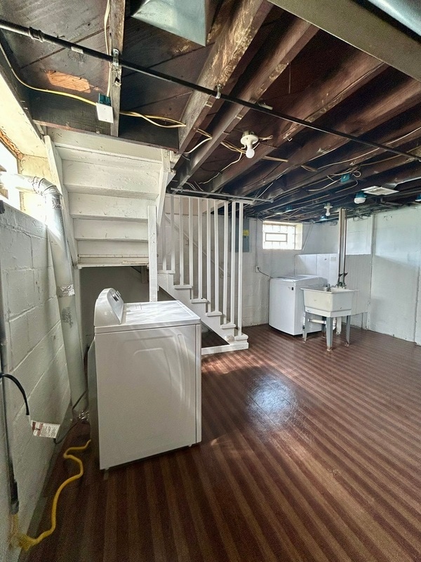 Building Photo - 162 Labadie St