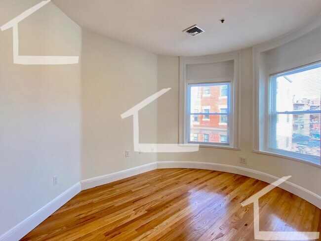 Building Photo - Spacious 2BR Allston Listing!