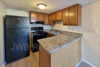 Building Photo - 7201 Arlington Expy