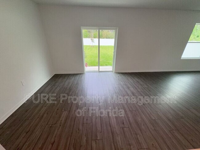 Building Photo - 1304 NW 48th Terrace