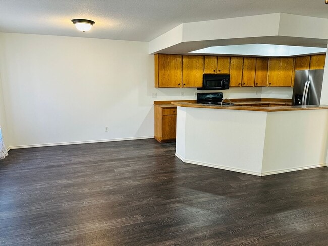 Building Photo - Charming Cascade Park One Level Home